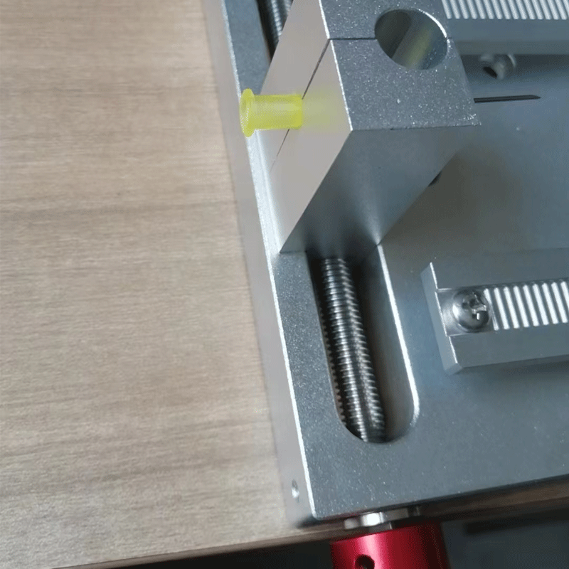 Máy kiểm tra đa năng cho các phụ kiện hình nón y tế (Luer) (Tiêu chuẩn ISO 80369/GB 1962.1)