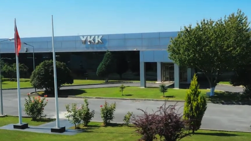 Gã khổng lồ giày công bố ba nhà máy giày mới!