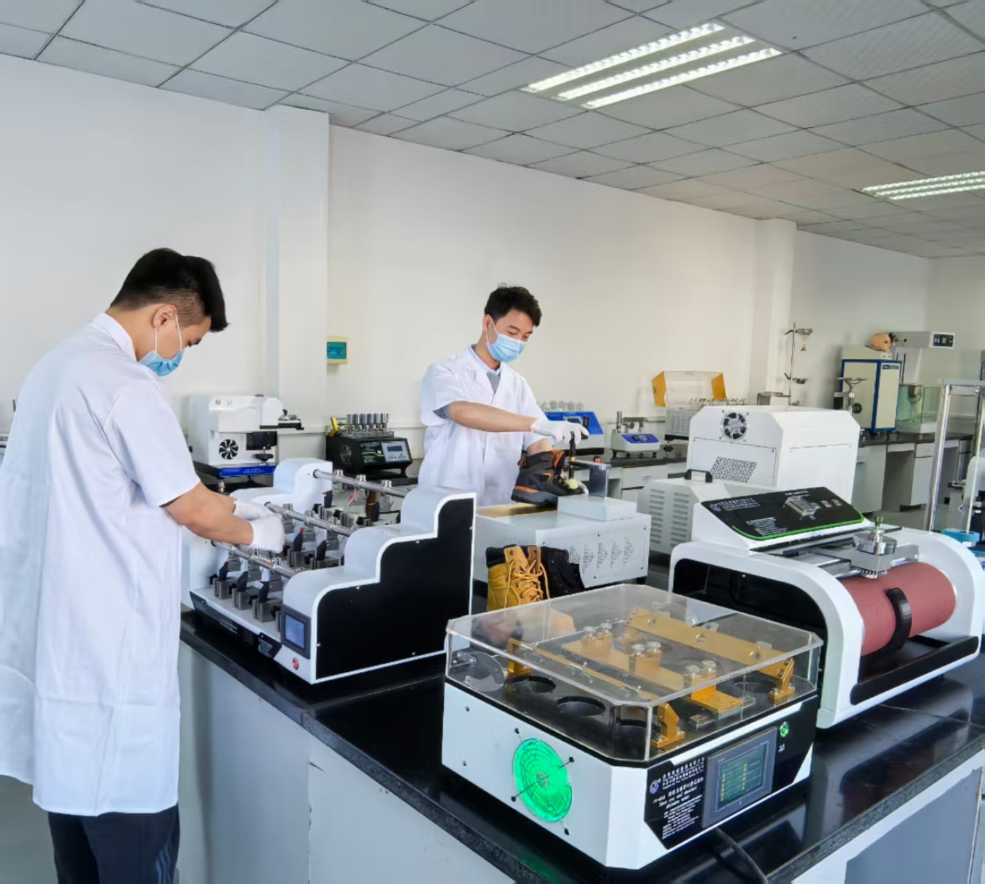 Tương lai của thử nghiệm cao su: Công nghệ nâng cao thúc đẩy chất lượng